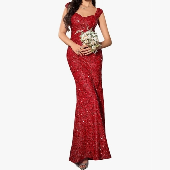 Madam Uniq Dresses & Skirts - Madam Uniq Formal Dress #679 NWOT